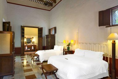 Hacienda Santa Rosa by null