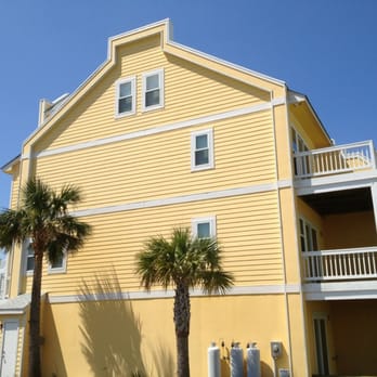 Bermuda Bay Resort - Ready to hit the pool! - Vacation Rentals Near Me - Kill Devil Hills, North Carolina
