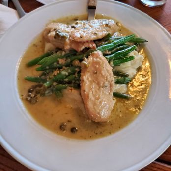 The Boathouse - Chicken Picato. - New American Near Me - Hawley, Pennsylvania