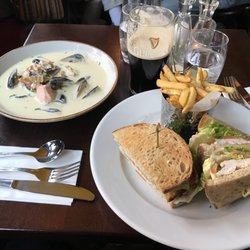 Chambers Pub