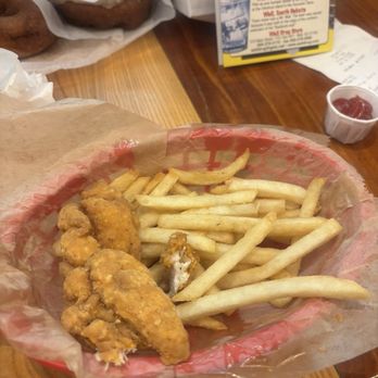 Wall Drug Store - frozen chicken tenders and frozen fries ... could get better food at Wendy's or Mcdonald's for $5 cheaper. - Drugstores Near Me - Wall, South Dakota Wall Drug Store - frozen chicken tenders and frozen fries ... could get better food at Wendy's or Mcdonald's for $5 cheaper. - Drugstores Near Me - Wall, South Dakota