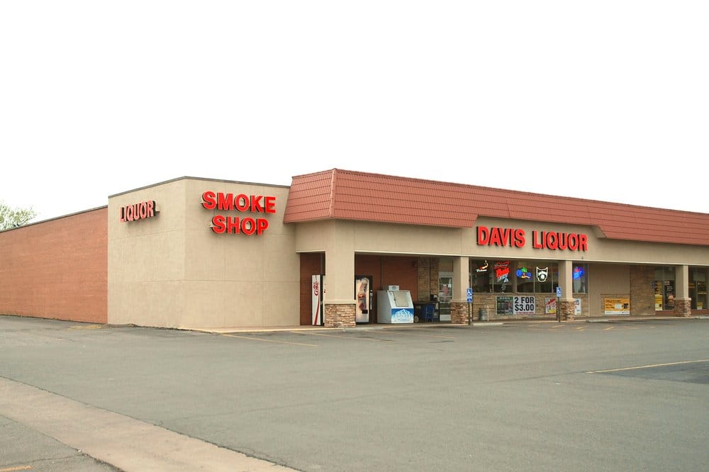 DAVIS LIQUOR OUTLET Updated September 2024 2303 N Amidon, Wichita