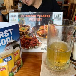 Beers and wings