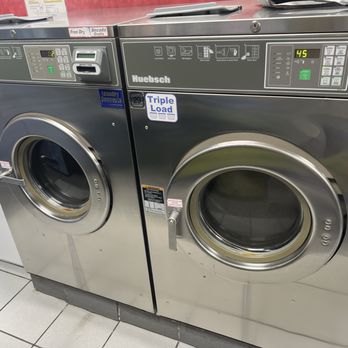 Lava-Matic Laundry - Triple loads washers - Laundromat Near Me - Northlake, Illinois Lava-Matic Laundry - Triple loads washers - Laundromat Near Me - Northlake, Illinois