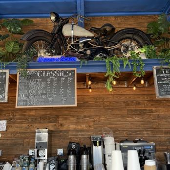 Grind N Gears Cafe - Coffee & Tea Near Me - Niles, Illinois Grind N Gears Cafe - Coffee & Tea Near Me - Niles, Illinois