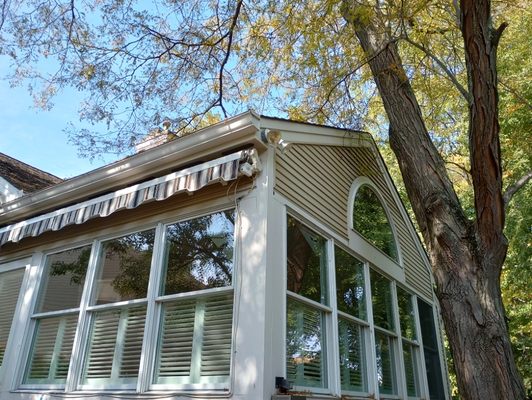 Liberty Construction And Handiwork Logo