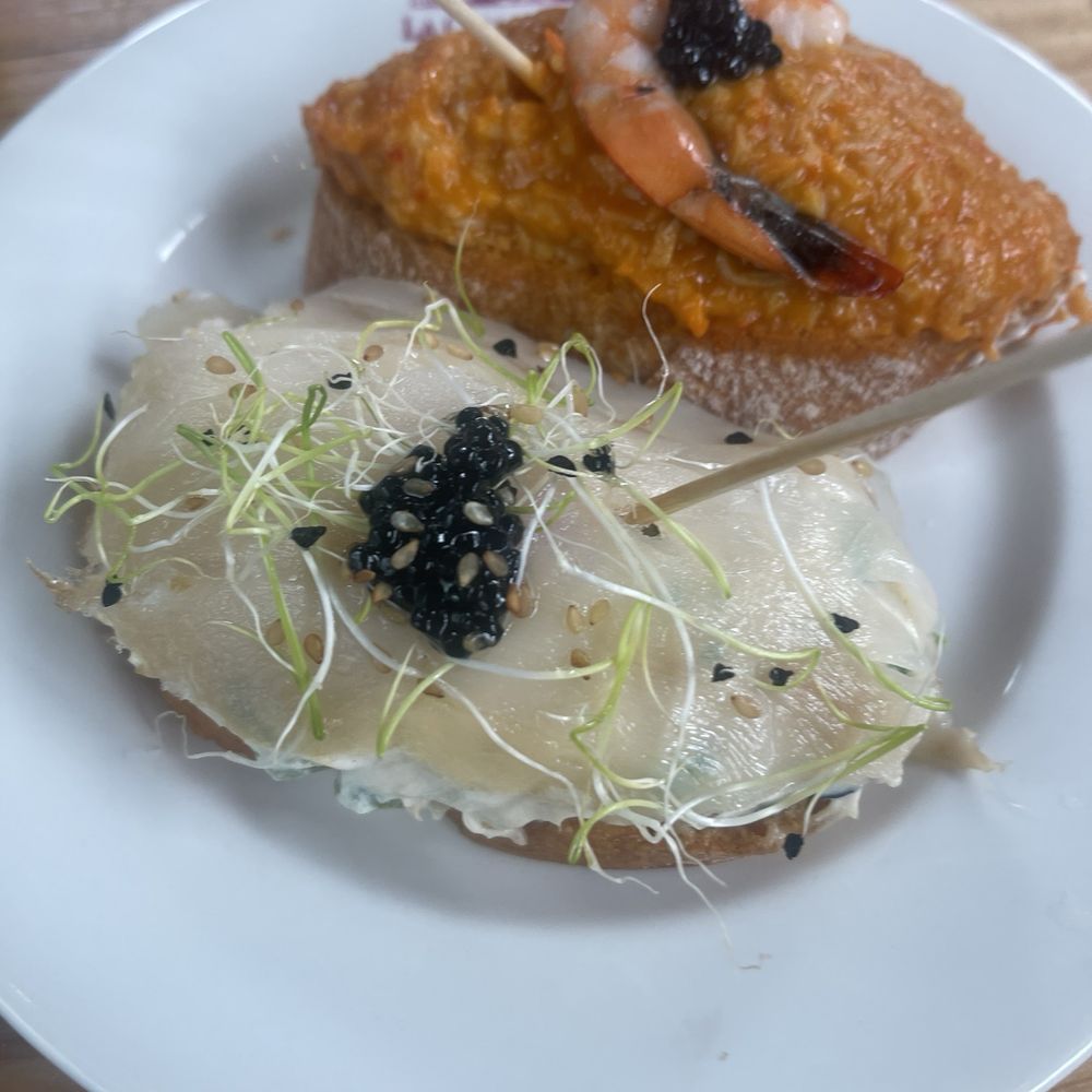 Casa del Indiano - Top: shrimp and shrimp paste, and caviar  Bottom:  some sort of pickled while fish caviar and mayonnaise - Diners Near Me - Santander, S