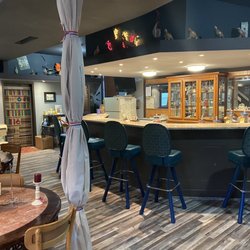 Twains Vineyard - Tasting Room
