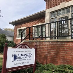 Advanced Dermatology and Cosmetic Surgery - 3rd Street view of business buildings