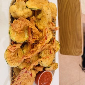 Nonnas - Nonno's Pizza - Italian Near Me - Newark, New Jersey
