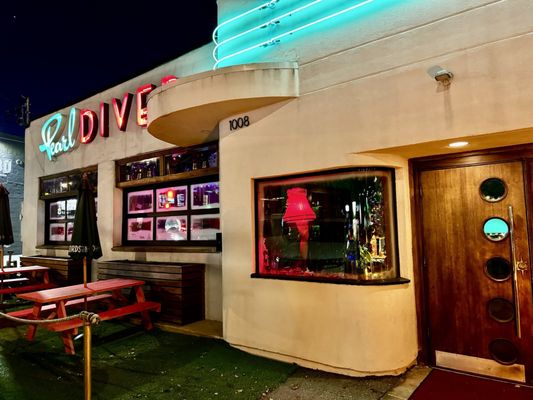 Pearl Diver by null