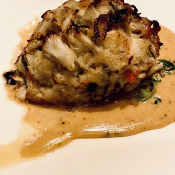 Del Frisco's Double Eagle Steakhouse - Del's Jumbo Lump Crab Cake - Seafood Near Me - Boston, Massachusetts Del Frisco's Double Eagle Steakhouse - Del's Jumbo Lump Crab Cake - Seafood Near Me - Boston, Massachusetts