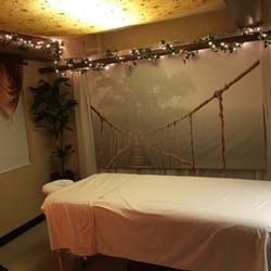 Addicted To Massage - Warm, inviting, cozy -- are you ready for your massage?!?