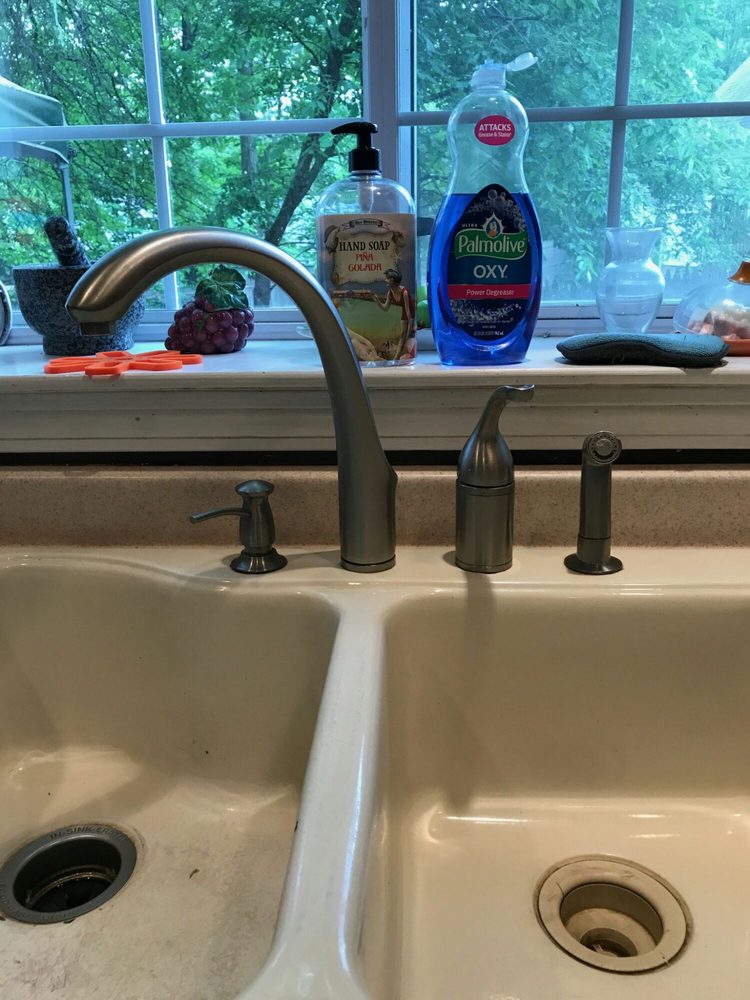 Slide of Bluefrog Plumbing + Drain of Central Connecticut