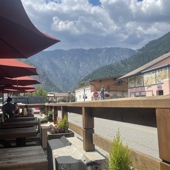 Blewett Brewing - The view - Breweries Near Me - Leavenworth, Washington