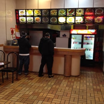 China Thai - It's freezing cold in here. 2 tables with chairs but you better dress warm if you plan on eating in. - Chinese Near Me - Flanders, New Jersey