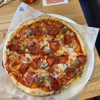 Blaze Pizza - Salad Near Me - Hicksville, New York