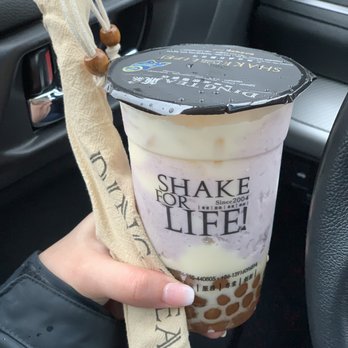 Ding Tea PDX - Mashed taro jasmine green milk tea with golden boba and free reusable straw in a cute little pouch for their anniversary - Bubble Tea Near Me - Portland, Oregon Ding Tea PDX - Mashed taro jasmine green milk tea with golden boba and free reusable straw in a cute little pouch for their anniversary - Bubble Tea Near Me - Portland, Oregon