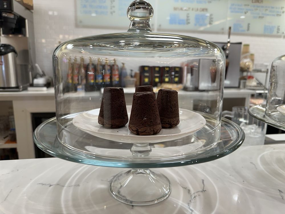 Social spots from Cricket & Fig Chocolate