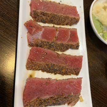 Sushi Queen - Black Pepper Tuna (6) - Japanese Near Me - Sterling, Virginia