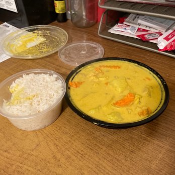 Tho One Thai Eatery - 20 oz. Yellow Curry - Thai Near Me - La Verne, California Tho One Thai Eatery - 20 oz. Yellow Curry - Thai Near Me - La Verne, California