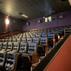 Cinemark 10
