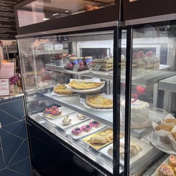Frost Me Cafe & Bakery - Coffee & Tea Near Me - San Diego, California
