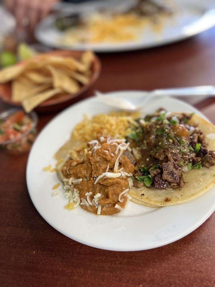 TEQUILA’S TAQUERIA Updated September 2024 247 Photos & 334 Reviews