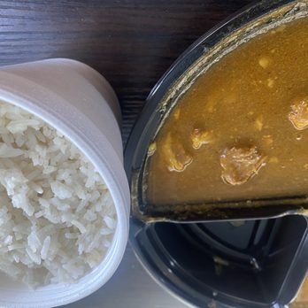 PJ’s indian Food - a bowl of rice and a container of curry - Indian Near Me - San Simon, Arizona PJ’s indian Food - a bowl of rice and a container of curry - Indian Near Me - San Simon, Arizona