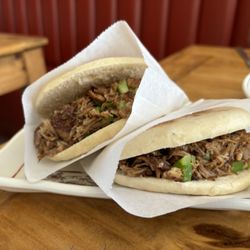 Jewel’s Noodle Kitchen - Beef buns