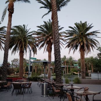 Parlour Wine Bar and Eatery - Outdoor seating - Located on the corner of Valle Verde and Horizon Ridge, near Le Nails, next to Pooches-N-Pals - Wine Bars Near Me - Henderson, Nevada Parlour Wine Bar and Eatery - Outdoor seating - Located on the corner of Valle Verde and Horizon Ridge, near Le Nails, next to Pooches-N-Pals - Wine Bars Near Me - Henderson, Nevada