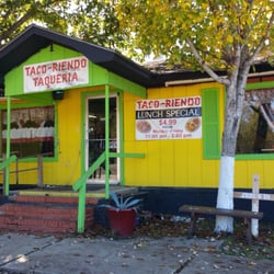 Taco-Riendo Taqueria - From the street you can't miss that yellow