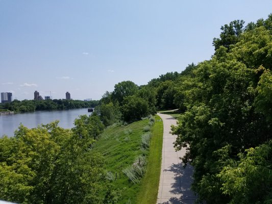 GRAND ROUNDS NATIONAL SCENIC BYWAY Updated November 2024 28 Photos