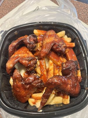 QS TIPS AND WINGS BBQ by null