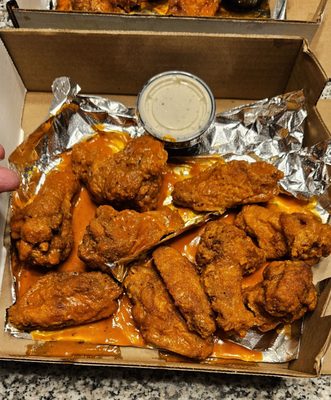 Wingnutz Bar and Grill by null