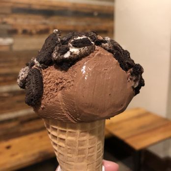 The Parlour - Vegan Chocolate with Oreos - Ice Cream & Frozen Yogurt Near Me - Durham, North Carolina