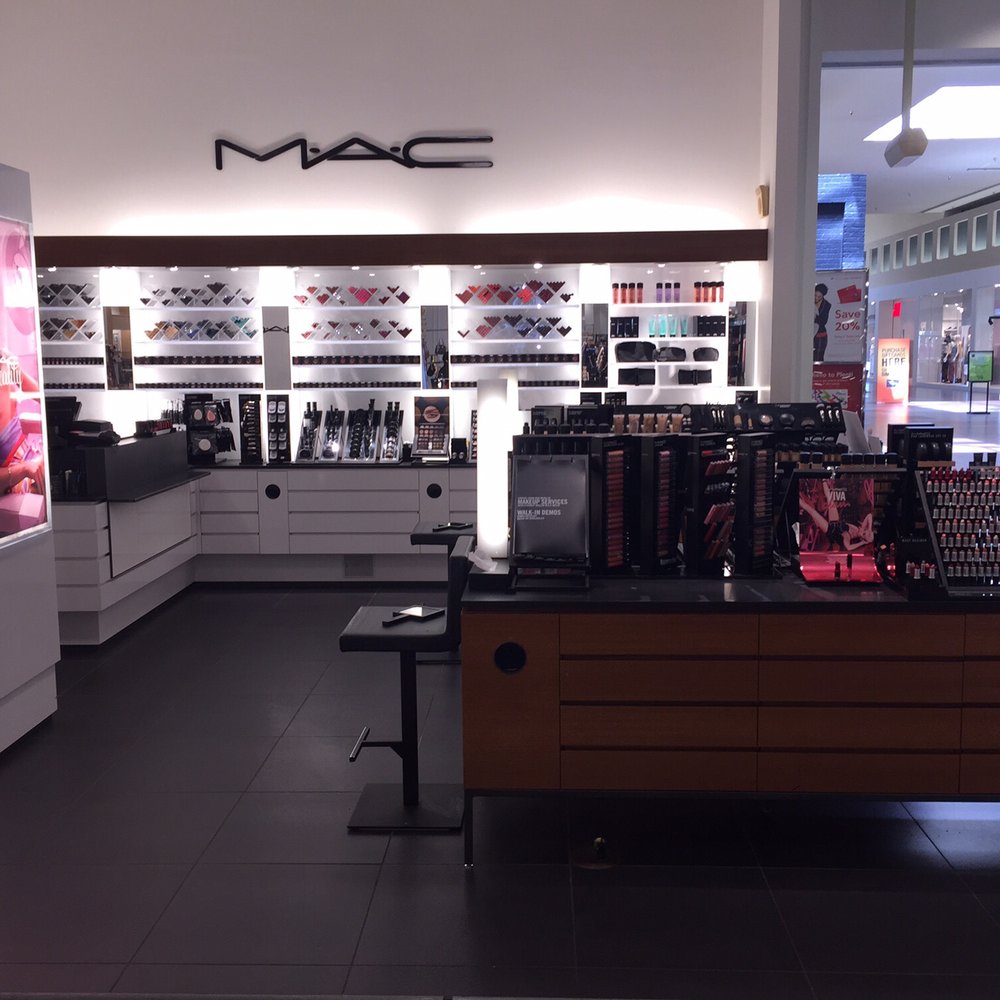 MAC Macy's Northwest Valley River - Makeup Artists Near Me - Eugene, Oregon MAC Macy's Northwest Valley River - Makeup Artists Near Me - Eugene, Oregon