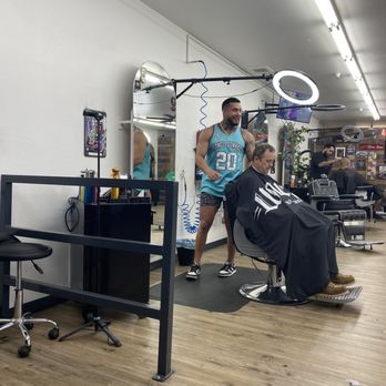 Uproar Barbershop - Barbers Near Me - Peoria, Arizona Uproar Barbershop - Barbers Near Me - Peoria, Arizona