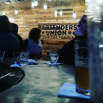 Bartenders Union - Sports Bars Near Me - Gilroy, California