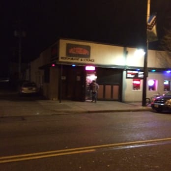 Dirty Oscar's Annex - Ok so lock your doors and double check, but thru that door a culinary treat awaits! - Pubs Near Me - Tacoma, Washington Dirty Oscar's Annex - Ok so lock your doors and double check, but thru that door a culinary treat awaits! - Pubs Near Me - Tacoma, Washington