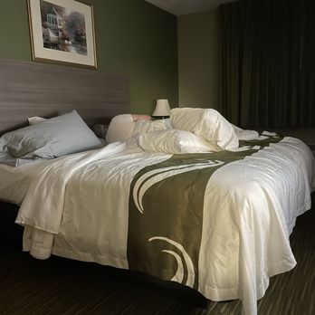 Quality Inn - Hotels Near Me - Weston, West Virginia