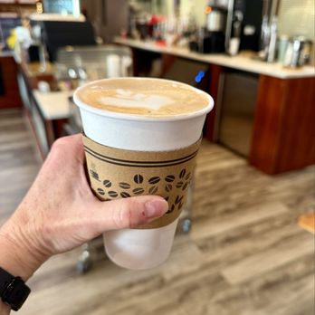 Donut Central & Fuelpresso - White Latte w/Raspberry - Donuts Near Me - Winter Park, Florida