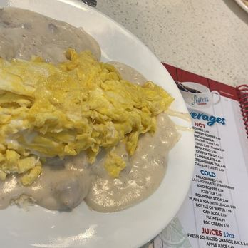Lester's Diner - Homemade Biscuits And Sausage Gravy Full Order Scrambled eggs - Diners Near Me - Fort Lauderdale, Florida Lester's Diner - Homemade Biscuits And Sausage Gravy Full Order Scrambled eggs - Diners Near Me - Fort Lauderdale, Florida