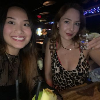 Hula's Bar & Lei Stand - Gay Bars Near Me - Honolulu, Hawaii