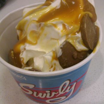 Supermacs Ireland - View of my delicious sundae - Fast Food Near Me - Galway, G Supermacs Ireland - View of my delicious sundae - Fast Food Near Me - Galway, G