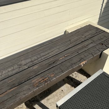 Royal Destinations - Peeling Paint - Vacation Rentals Near Me - Santa Rosa Beach, Florida