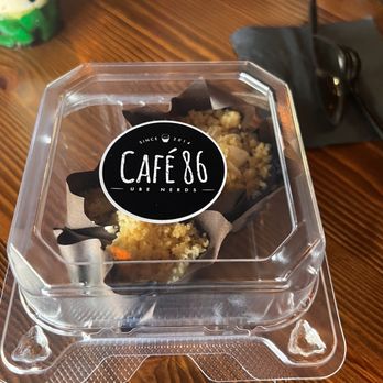 Cafe 86 - Ube crack cheesecake - Cafes Near Me - Northridge, California