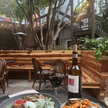 Arbor - Seasoned Curly Fries & Cobb in the backyard - Burgers Near Me - San Francisco, California Arbor - Seasoned Curly Fries & Cobb in the backyard - Burgers Near Me - San Francisco, California