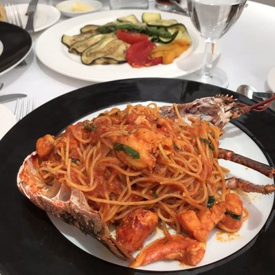 Signor Sassi by San Carlo - London by null