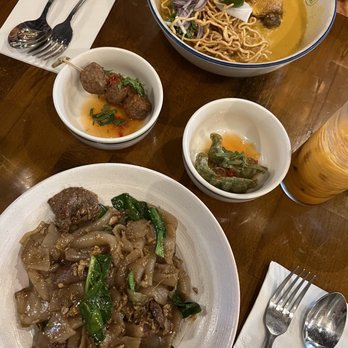 Soothr - Beef Pad Si-iw; - Thai Near Me - New York, New York